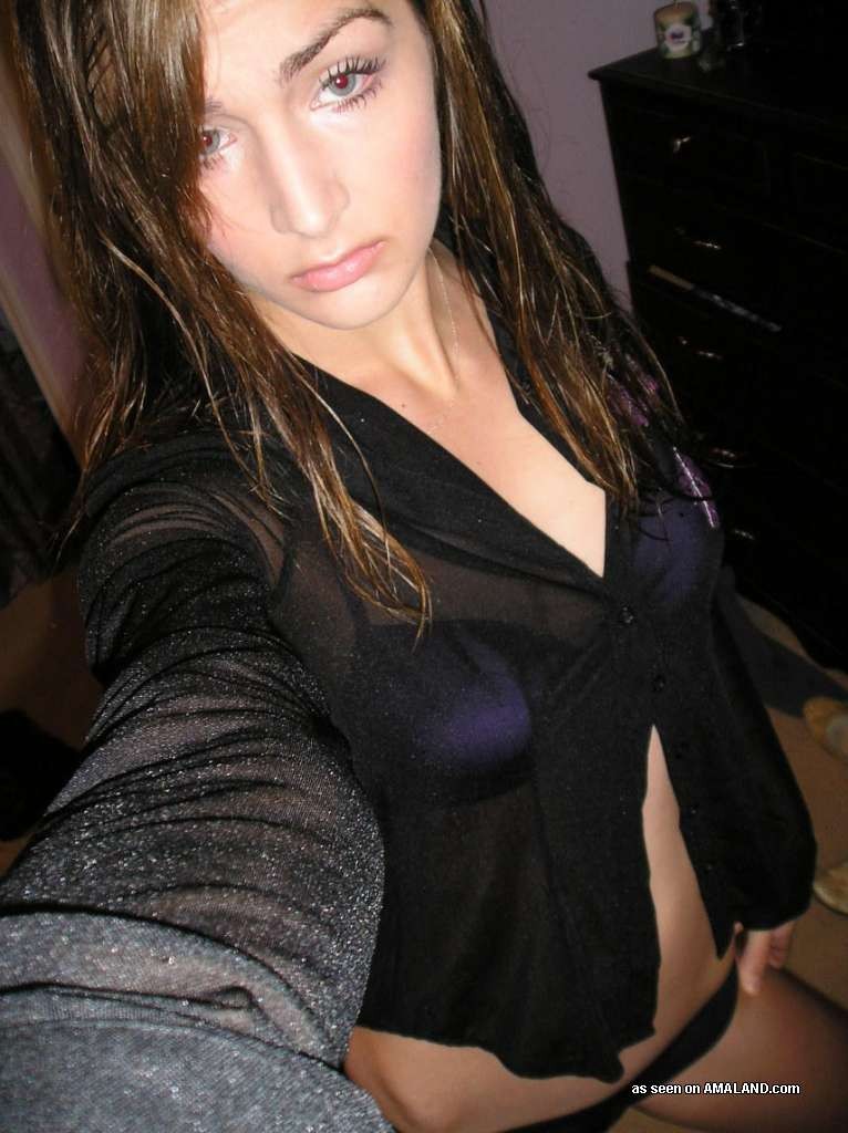 766px x 1024px - Homemade pix of amateur teen GF with tiny tits posing in panties Porn  Pictures, XXX Photos, Sex Images #3460343 - PICTOA