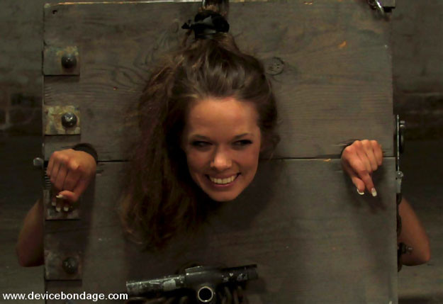 Dos sumisas exquisitamente tocadas por la dominante
 #72212280