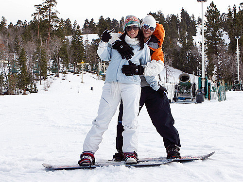 Heißer Pornostar geht Snowboarden und fickt dann zum krönenden Abschluss eines schönen Wochenendes ihre Freundin
 #69169465