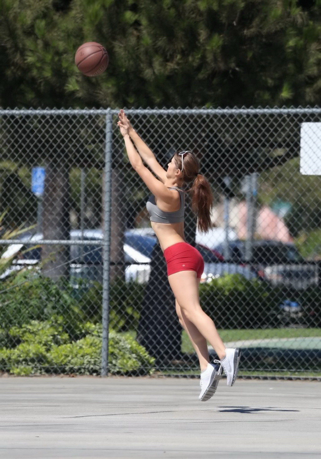 Amanda Cerny busty showing her pokies and ass while plays basketball in Beverly  #75187942