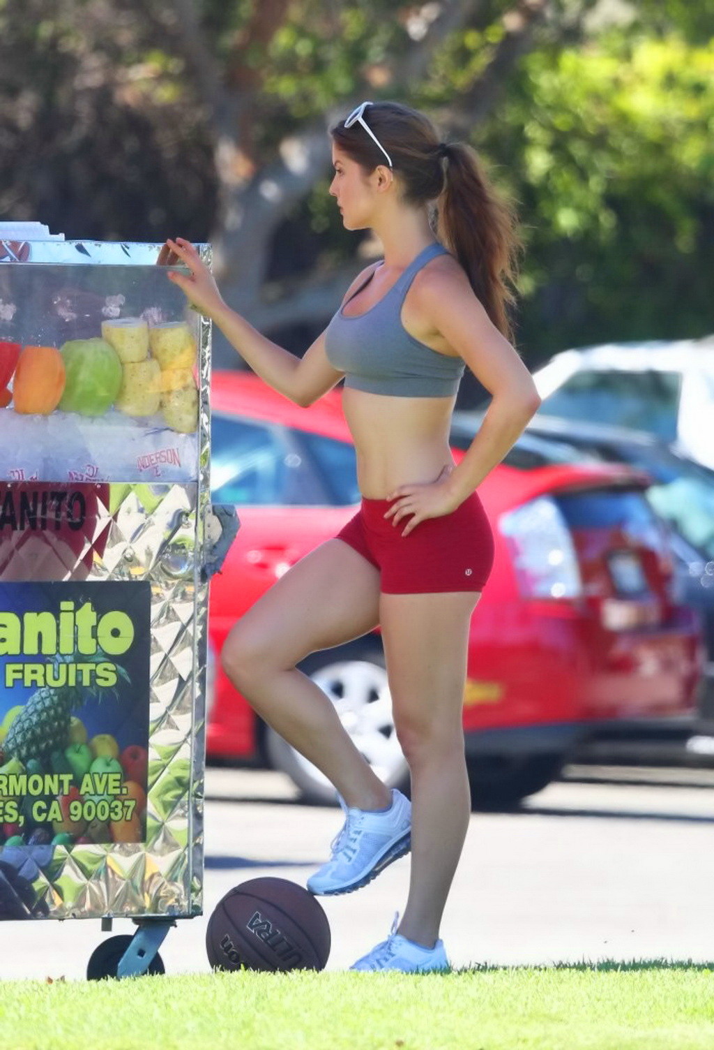 Amanda Cerny busty showing her pokies and ass while plays basketball in Beverly  #75187960