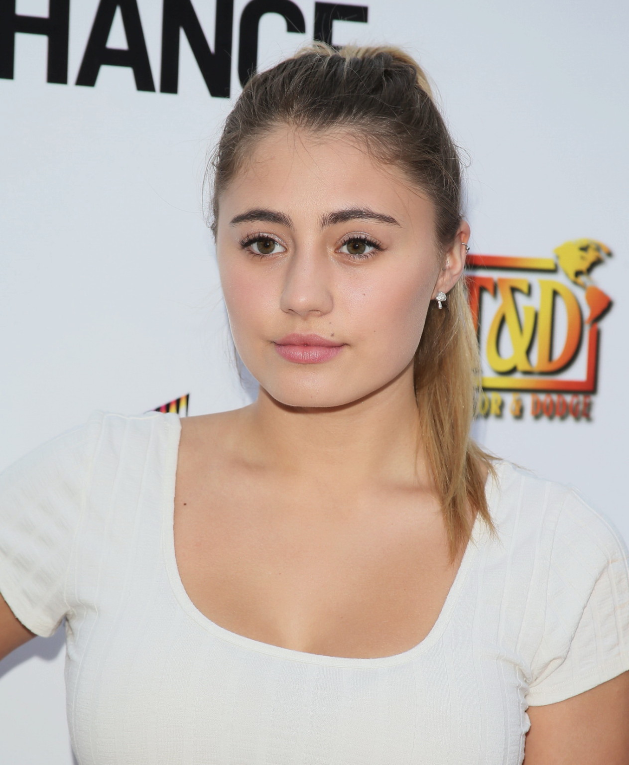 Lia marie johnson tetona de piernas y seethru a bragas
 #75140887