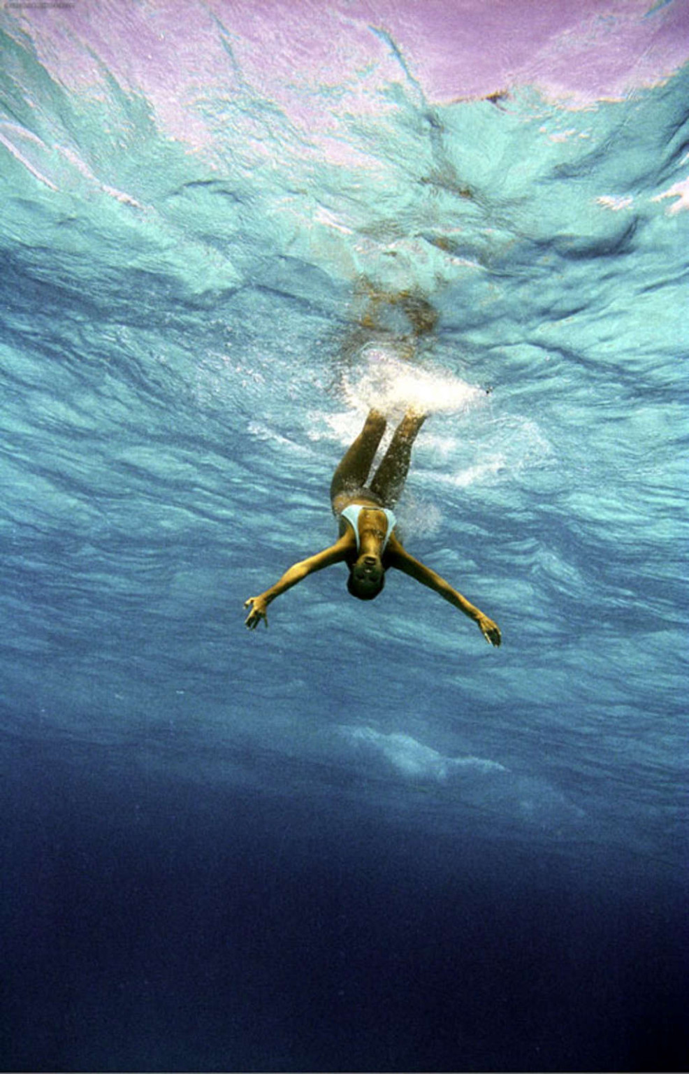Jessica Alba mostrando le sue tette in vedere attraverso il bikini bagnato e vedere attraverso il vestito paparazz
 #75395538