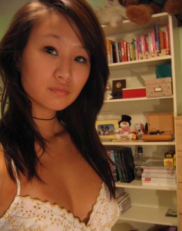 Real amateur asian girls showing off #69917241