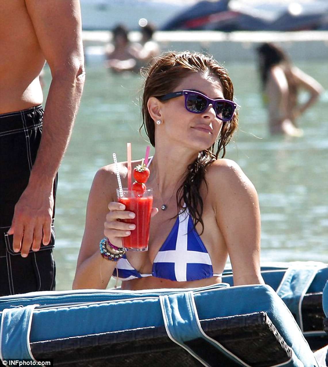 Maria Menounos showing sexy body in bikini on beach #75227669