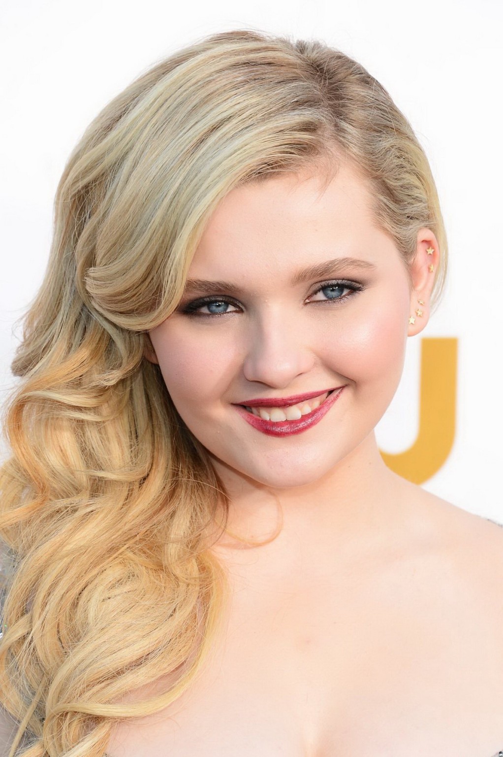 Abigail Breslin showing huge cleavage in a partially see-through lace dress at 1 #75206949