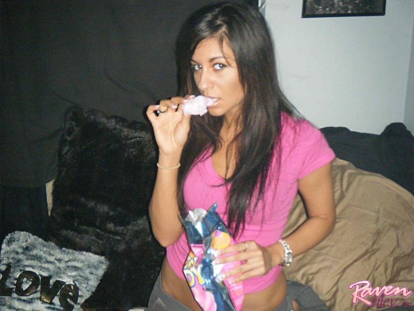 Gorgeous Raven Riley chatting only in panties #77968051