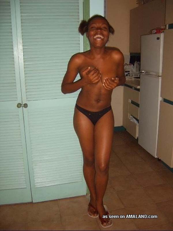 Galeria de fotos de dos negras amateurs muy atrevidas
 #67647015