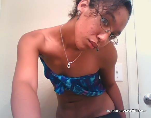 Webcam solo avec de beaux seins
 #73350325