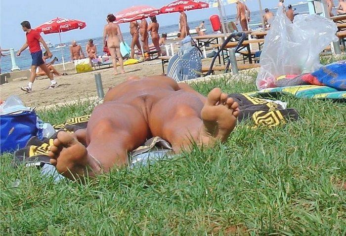 Fotos de nudistas increíbles
 #72308409