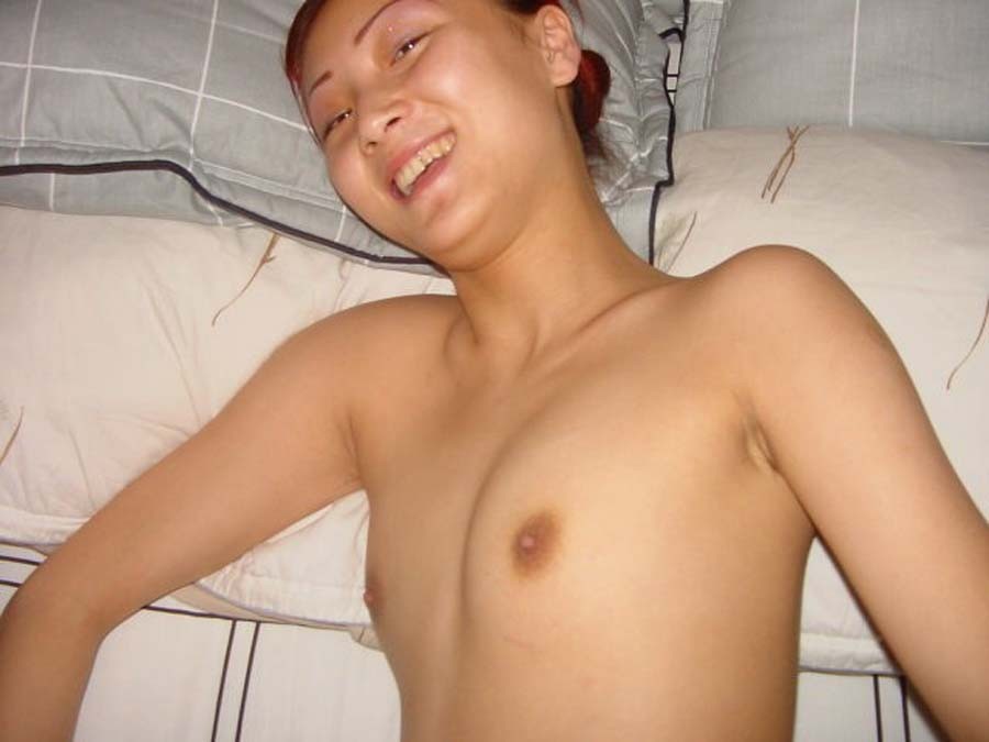 Picture compilation of Asian sluts getting naked in a motel #69832924