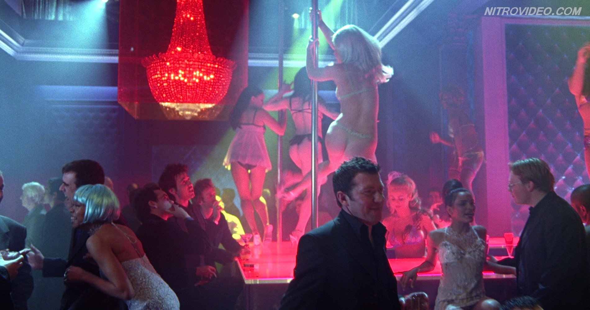 Sexy blonde Natalie Portman show striptease in Closer 02 #70330356