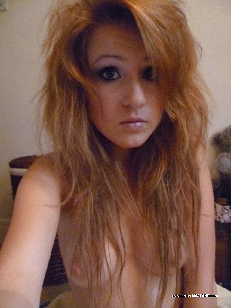 Autofoto amateur de novias desnudas
 #79416670