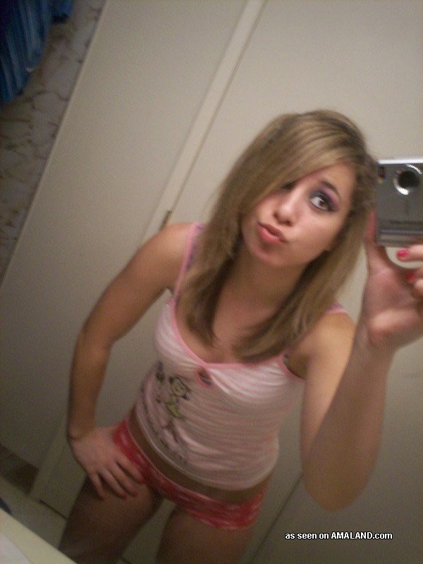 Autofoto amateur de novias desnudas
 #79416751