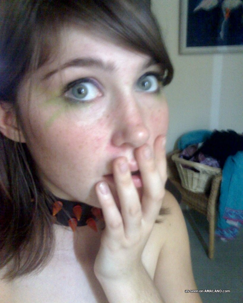 Autofoto amateur de novias desnudas
 #79416758