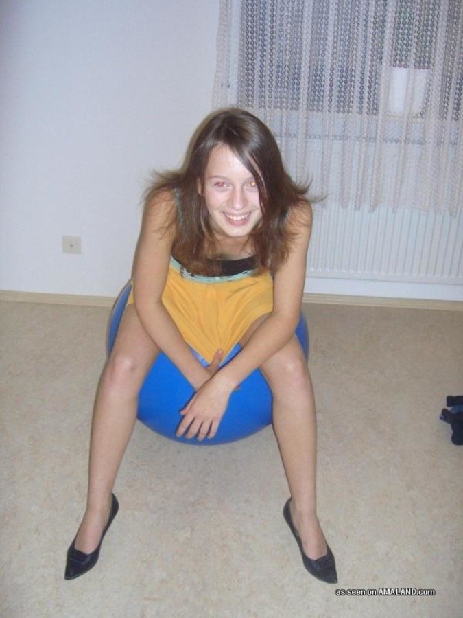 Collection of an amateur chick posing for her boyfriend #67575472
