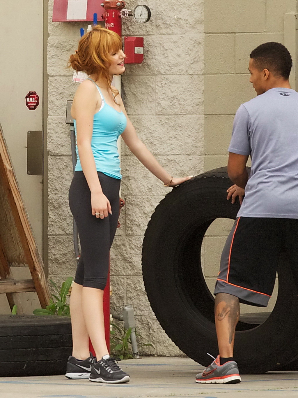 Bella Thorne wearing tiny blue top and leggings on the way at gym in Los Angeles #75239771