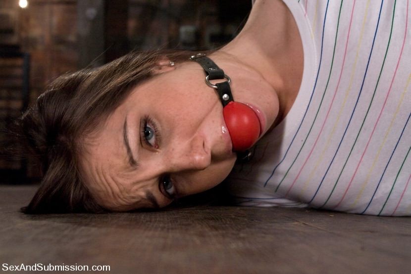 Cute Kiere King receives bondage act and fucked in varios poses #72120832