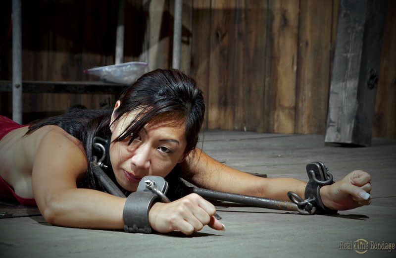 Tia ling liebt Bondage fast so sehr wie den Service. Sie will gefallen 
 #72088858