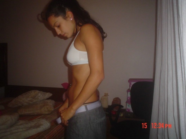 Chicas amateurs teniendo orgasmos
 #78403759