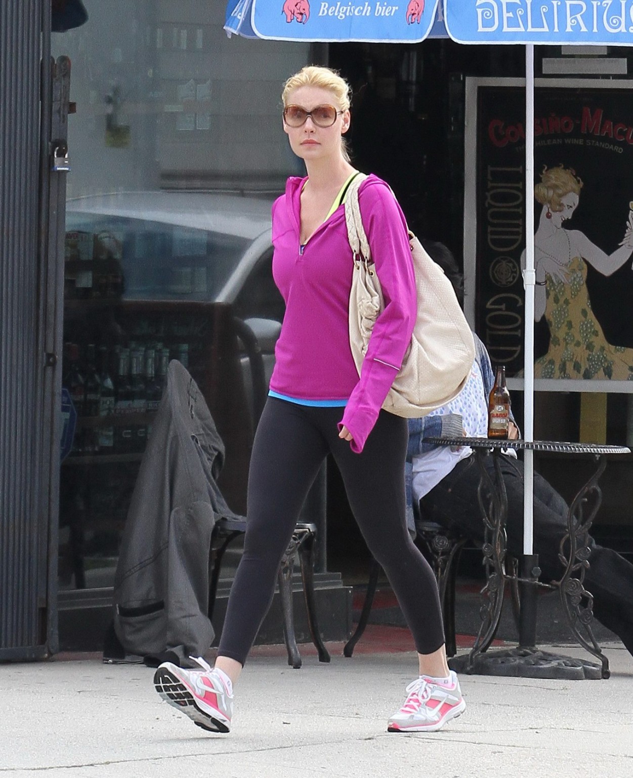 Katherine Heigl shows off her ass in tights while shopping in LA #75268920