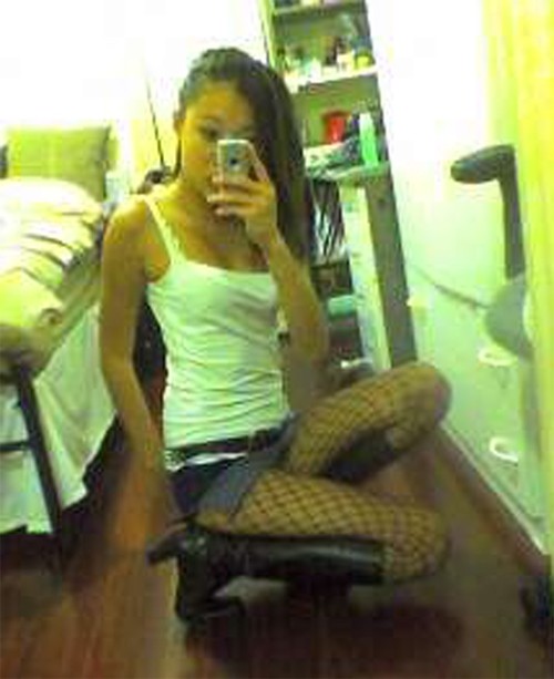 Naughty and hot selfpics taken by an amateur Asian chick #69907193