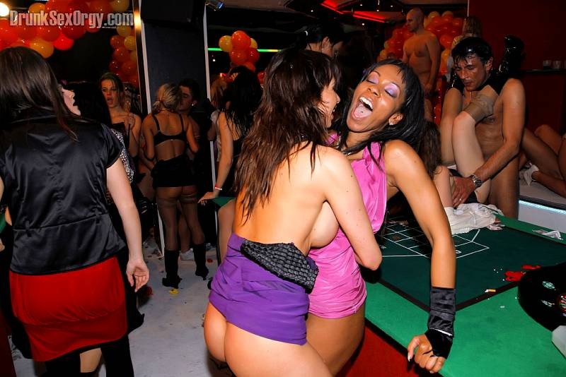 Kinky drunk bitches swapping jizz #75966573