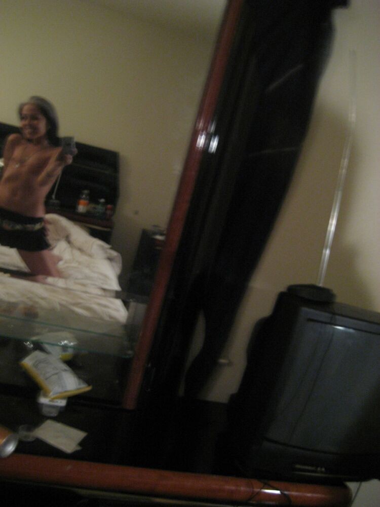 ワイルドな素人娘たちのポーズ ギャラリー7
 #68410836