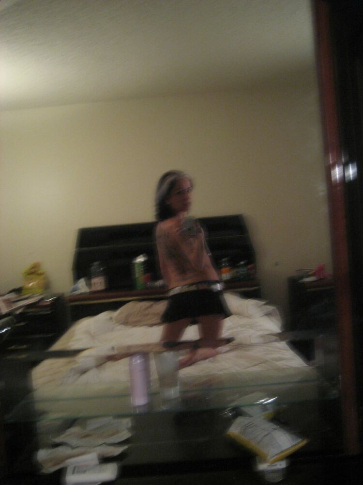 ワイルドな素人娘たちのポーズ ギャラリー7
 #68410844