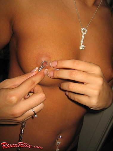 Brunette experiments clipping stiff nipples #75101651
