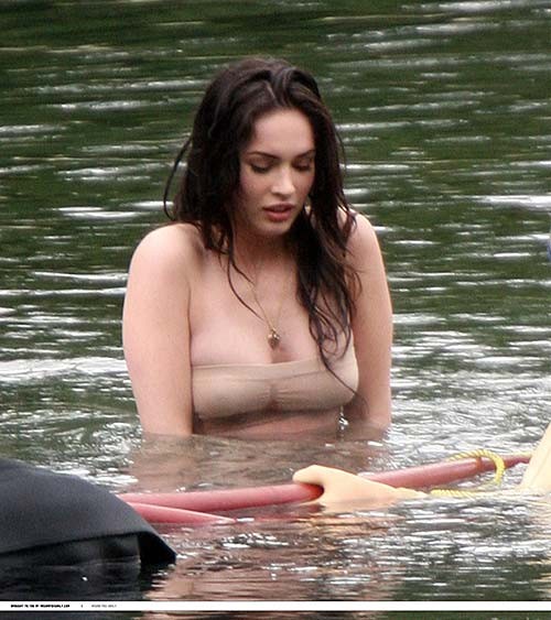 Megan Fox very sexy and hot bikini and upskirt paparazzi photos #75287336