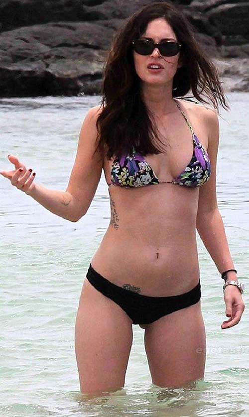 Megan Fox very sexy and hot bikini and upskirt paparazzi photos #75287359