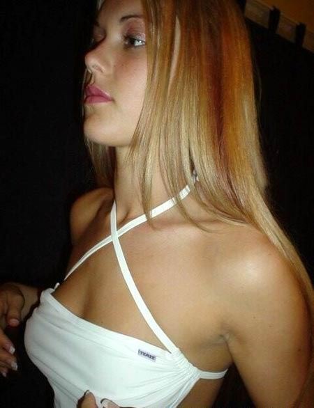 Big tittied blonde stripping and trying on clothes #75705403