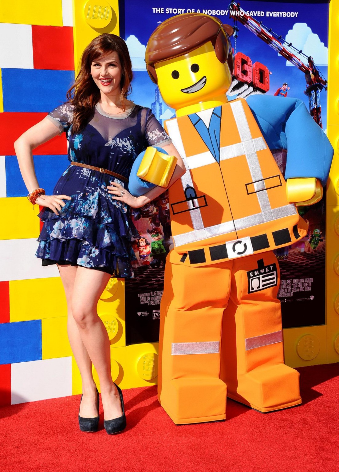 Sara rue exhibe un énorme décolleté à la première de "The Lego Movie" à Westwood.
 #75205031