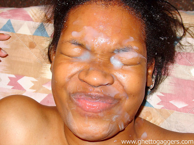 Ebony broad gets a gallon of cum dumped on her face #73301787