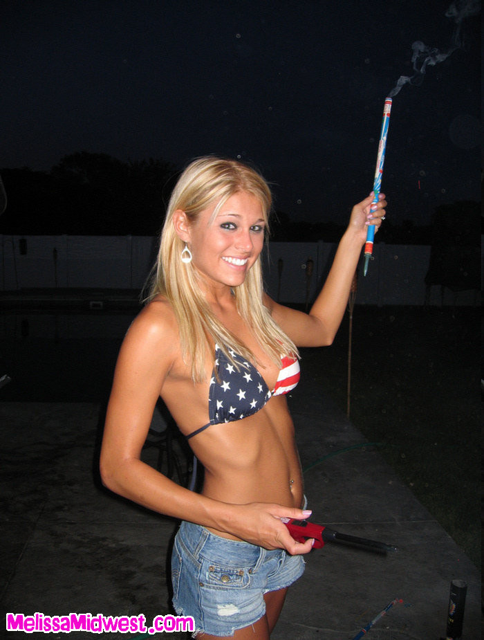 Melissa midwest 4 di luglio festa in bikini USA
 #67421456