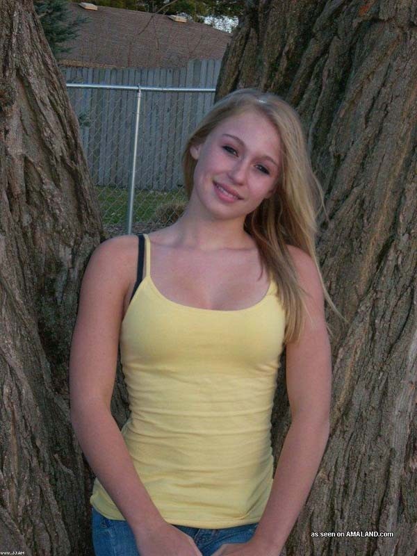 Collection of a cute amateur blondie's selfpics #71500815