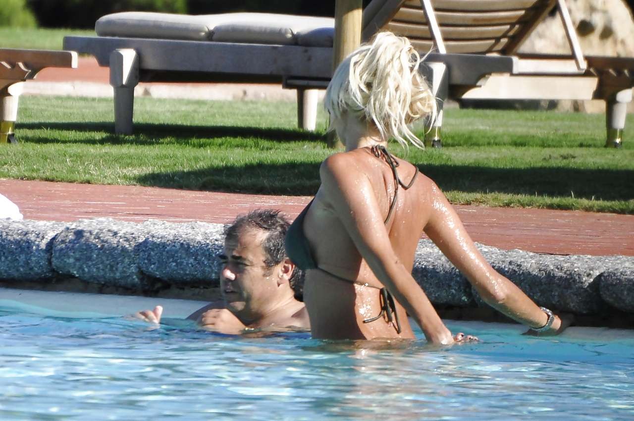 Victoria Silvstedt looking sexy in skimpy bikini and playing in water with boyfr #75289723