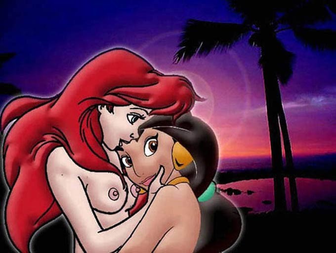 Ariel porno cartoni animati
 #69371294