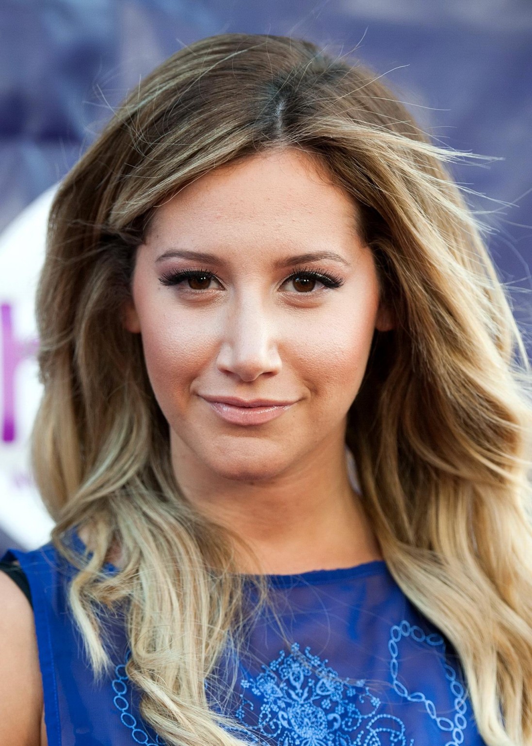 Ashley tisdale con un vestido parcialmente transparente en la gira de verano del tca 2013
 #75223192