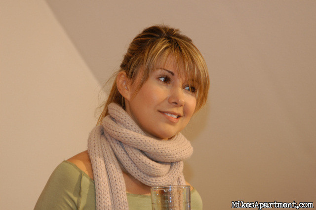 Wunderschönes russisches Babe wird im Doggie Style gefickt und liebt es
 #67384136