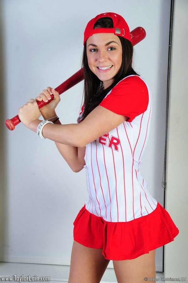 Gorgeous petite eighteen year old toys pussy in baseball uniform #78393598