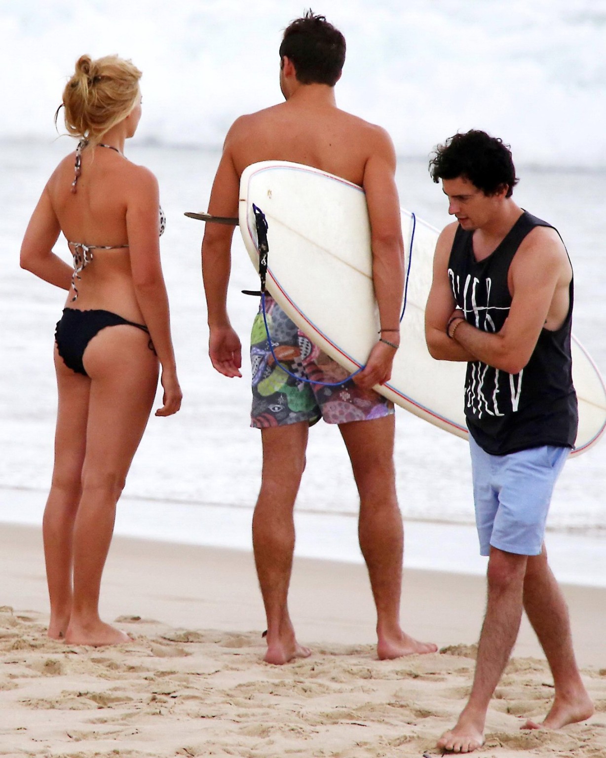 Margot Robbie showing off her bikini body at a beach in Byron Bay #75177048