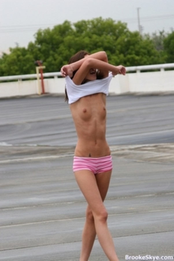 Tight teen jogging topless
 #70670521