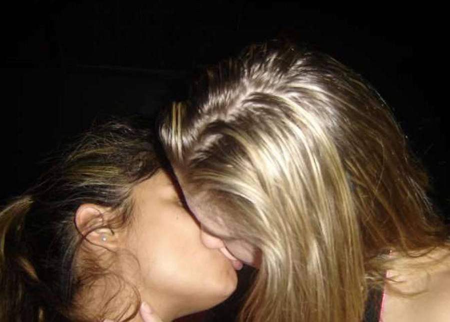 Nenas borrachas mostrando sus tetas
 #77106823