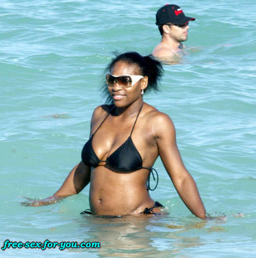 Serena Williams in black bikini on beach with her boyfriend #75433423