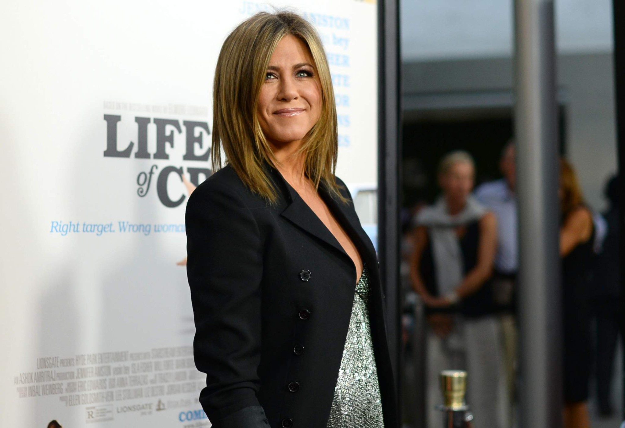 Jennifer Aniston incinta e scollata alla prima di vita del crimine all'Arclight C
 #75186936