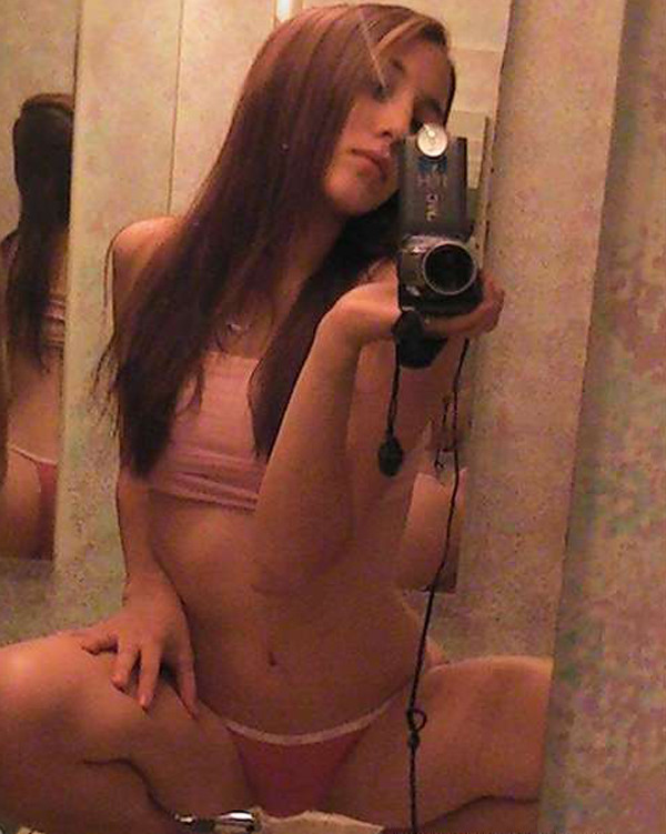 Pictures of pretty amateur teens self-shooting #77061533