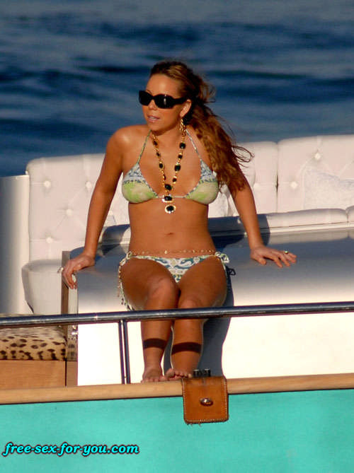 Mariah Carey posing in skimpy bikini on yacht paprazzi pix #75432175