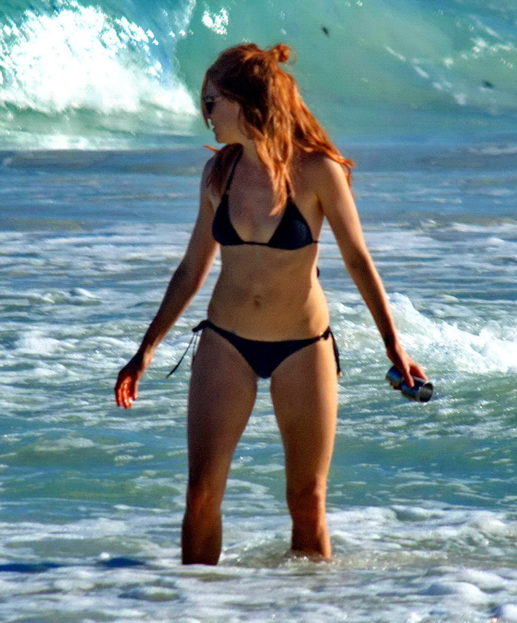 Sienna Miller indossa un bikini nero su una spiaggia in Messico
 #75206966